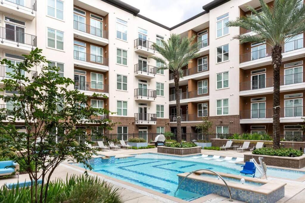Luxury Apartment Close To Everything W Free Parking 5 休斯敦 外观 照片