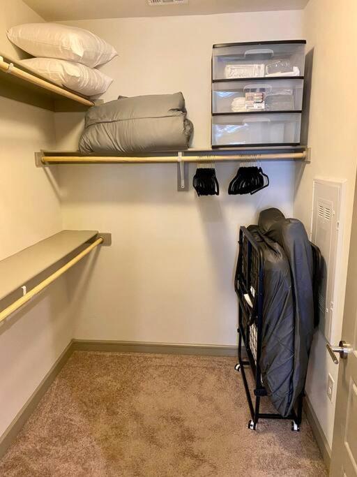 Luxury Apartment Close To Everything W Free Parking 5 休斯敦 外观 照片