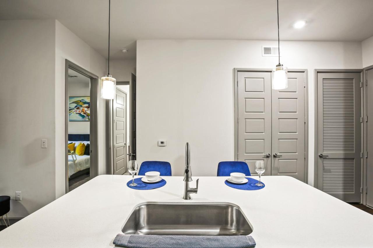 Luxury Apartment Close To Everything W Free Parking 5 休斯敦 外观 照片