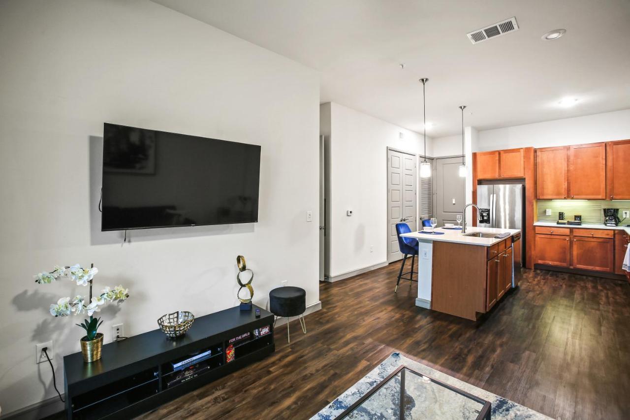 Luxury Apartment Close To Everything W Free Parking 5 休斯敦 外观 照片