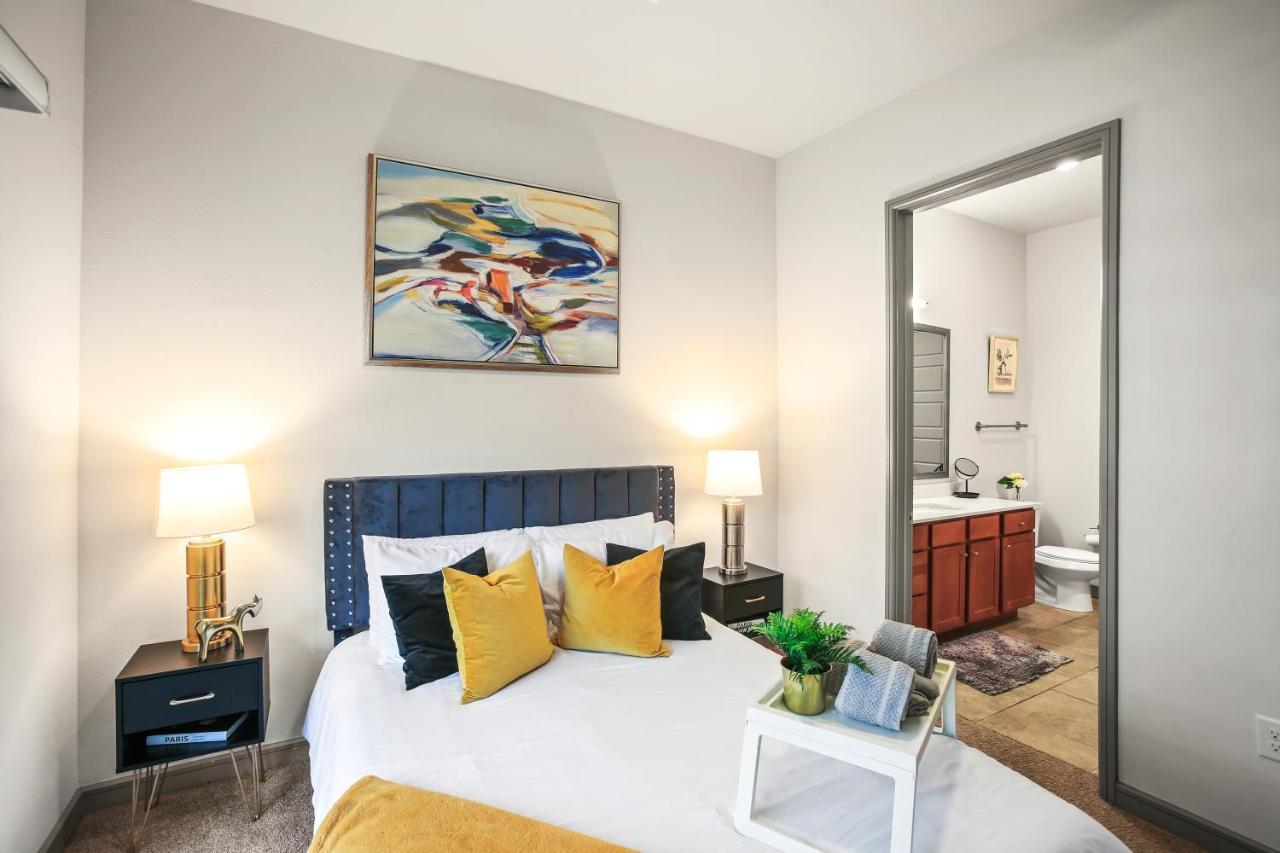 Luxury Apartment Close To Everything W Free Parking 5 休斯敦 外观 照片